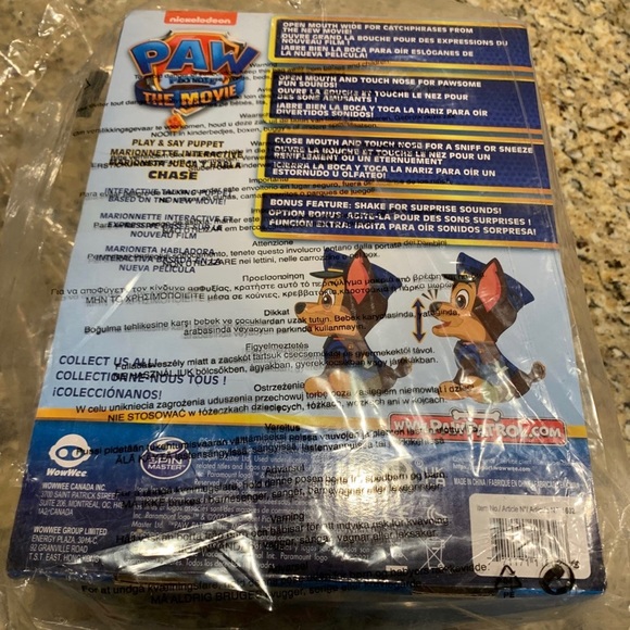Paw Patrol The Movie NWT Play and Say Chase Puppet - Picture 2 of 4